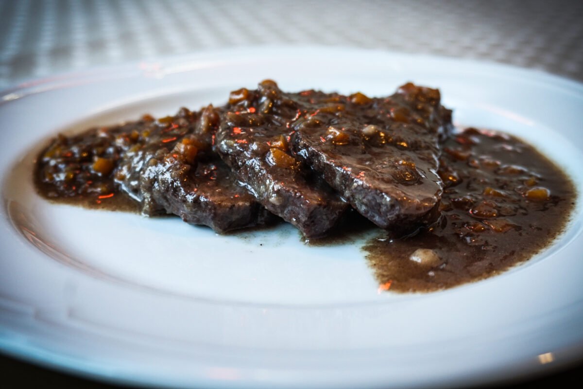 Punta picana con salsa de vino acaramelada (2 porciones)